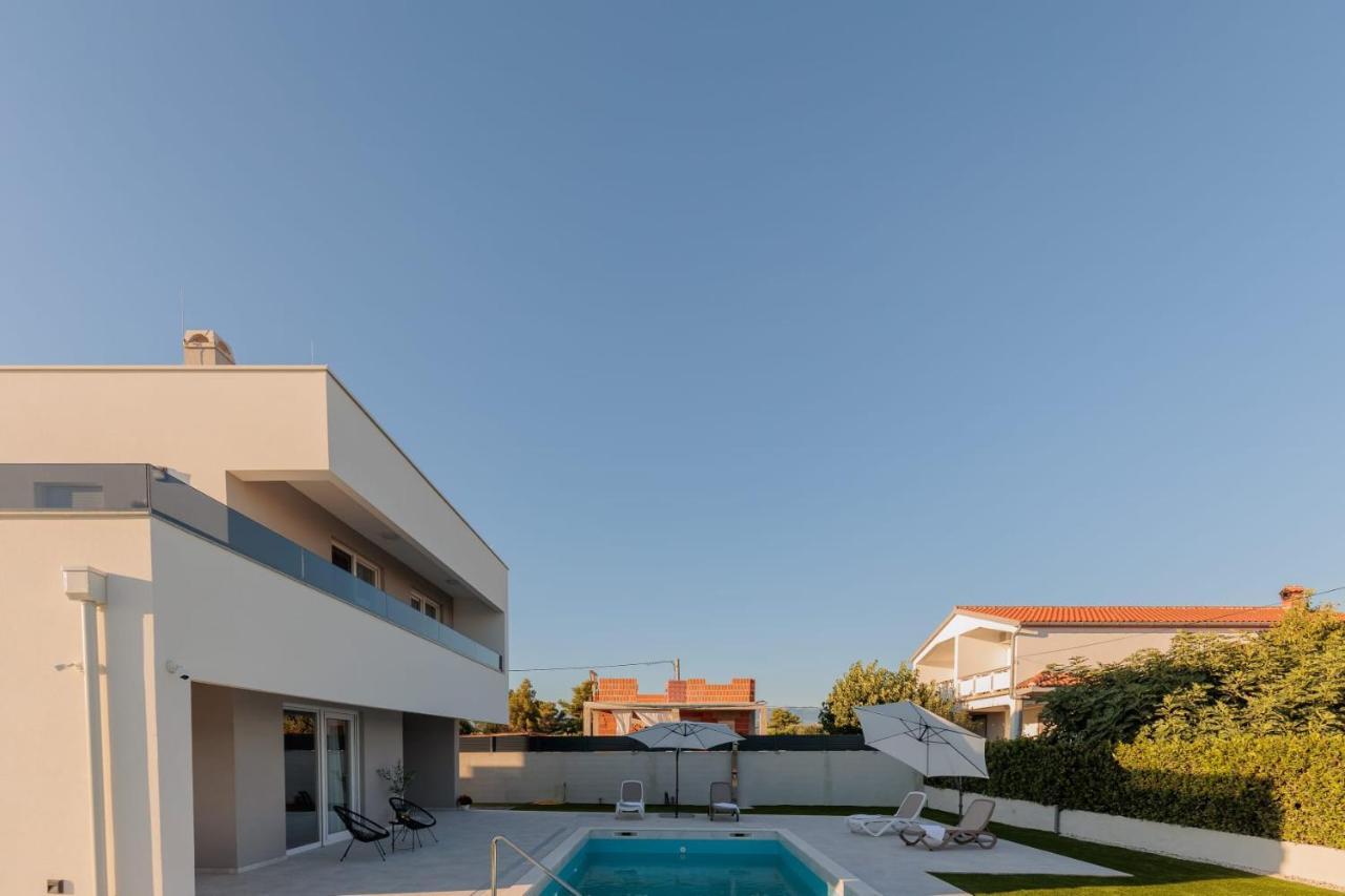 Villa Mara Vrsi Buitenkant foto